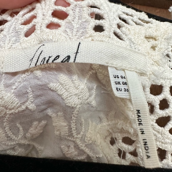 Beautiful feminine blouse 🌾 with eyelet - Picture 5 of 7